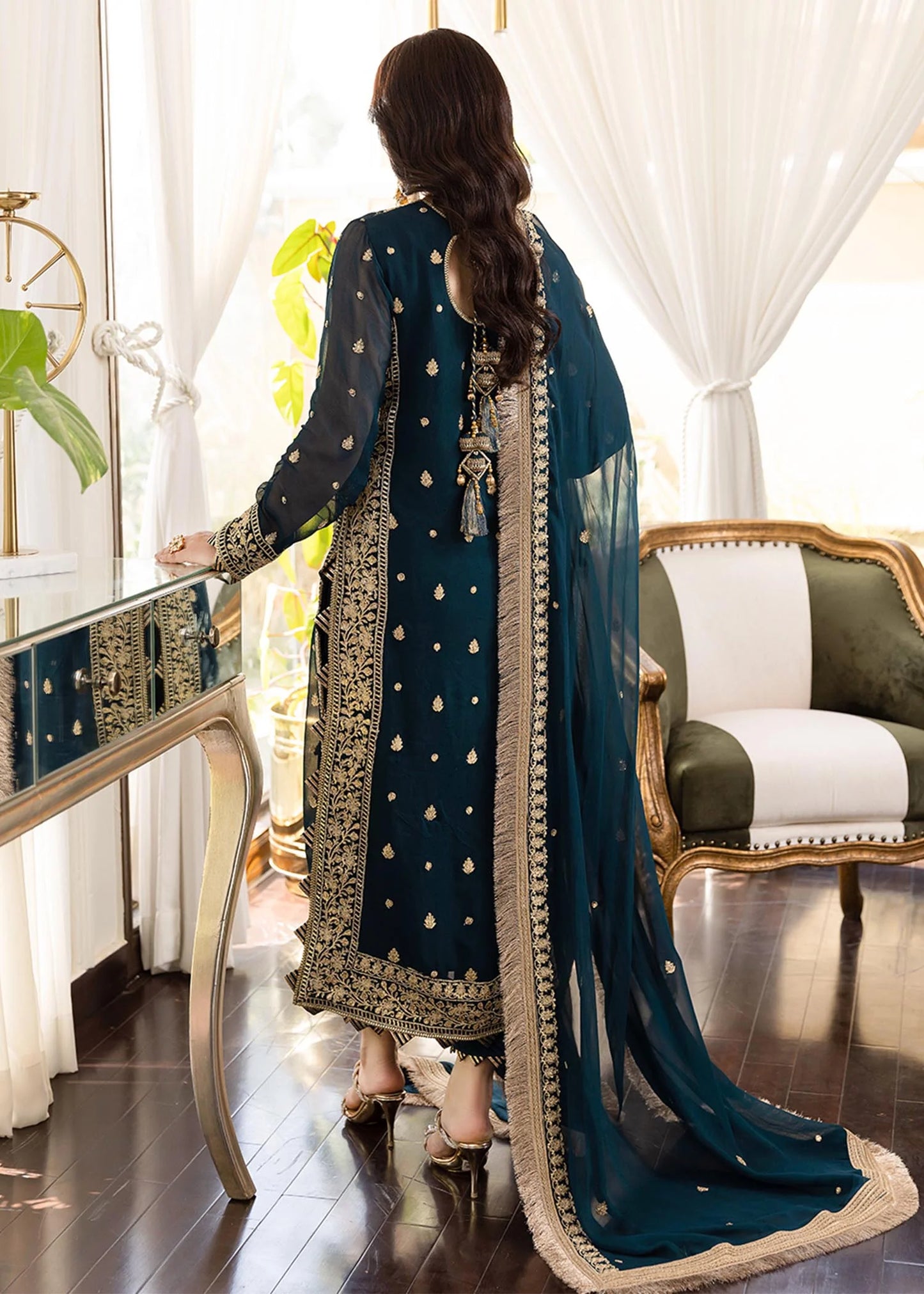 3 Piece Unstitched Embroidered Chiffon Suit