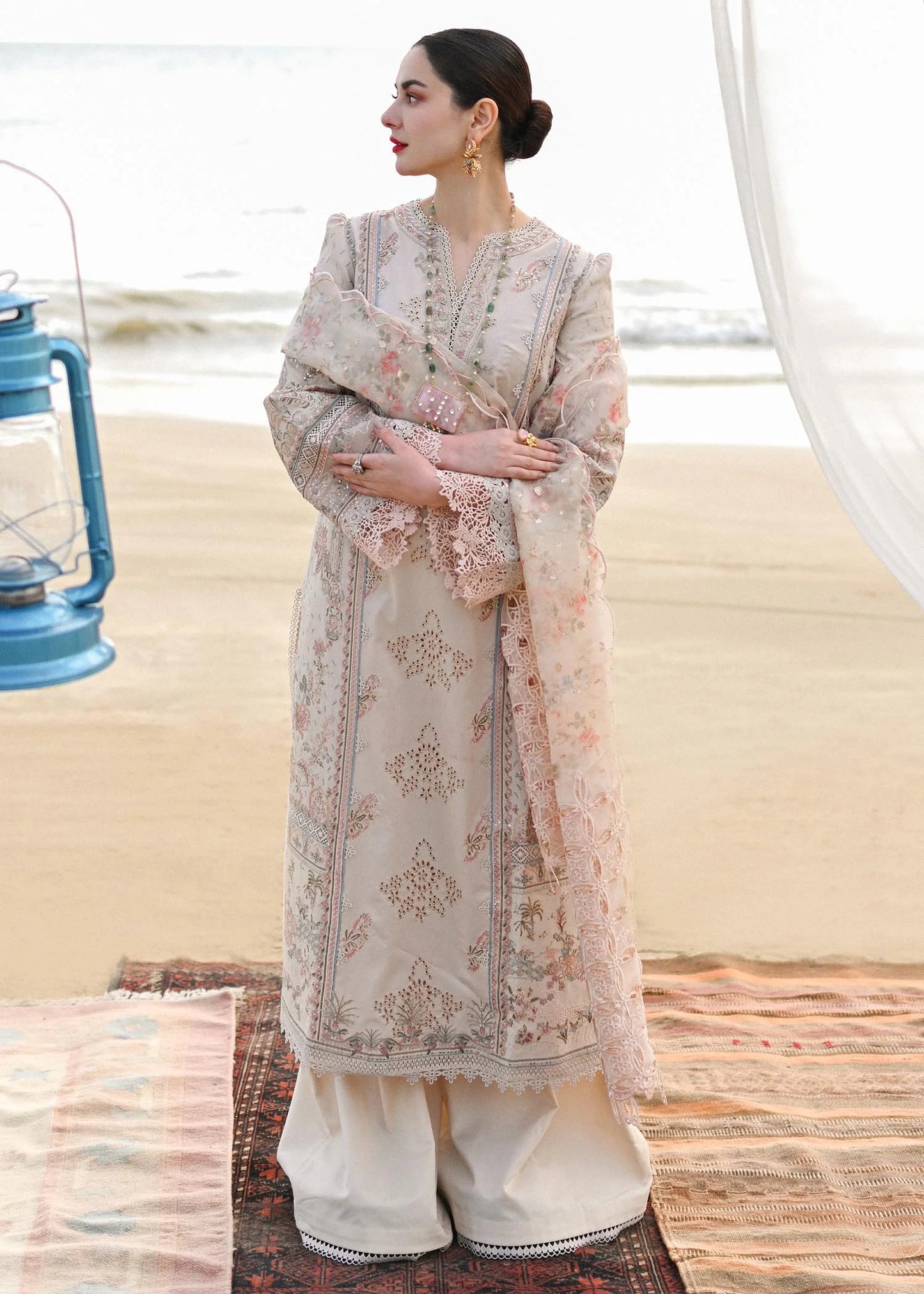 3 Piece Lawn heavy embroidered schiffli & multi-thread spangle work Suit With Organza Dupatta - Unstitched