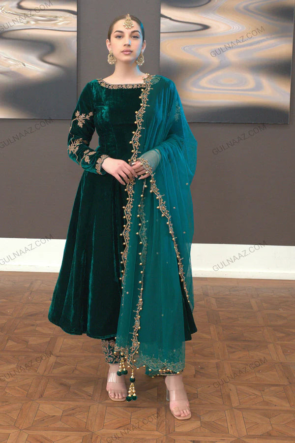 Luxurious Embroidered Velvet 3 pcs Unstitched Suit