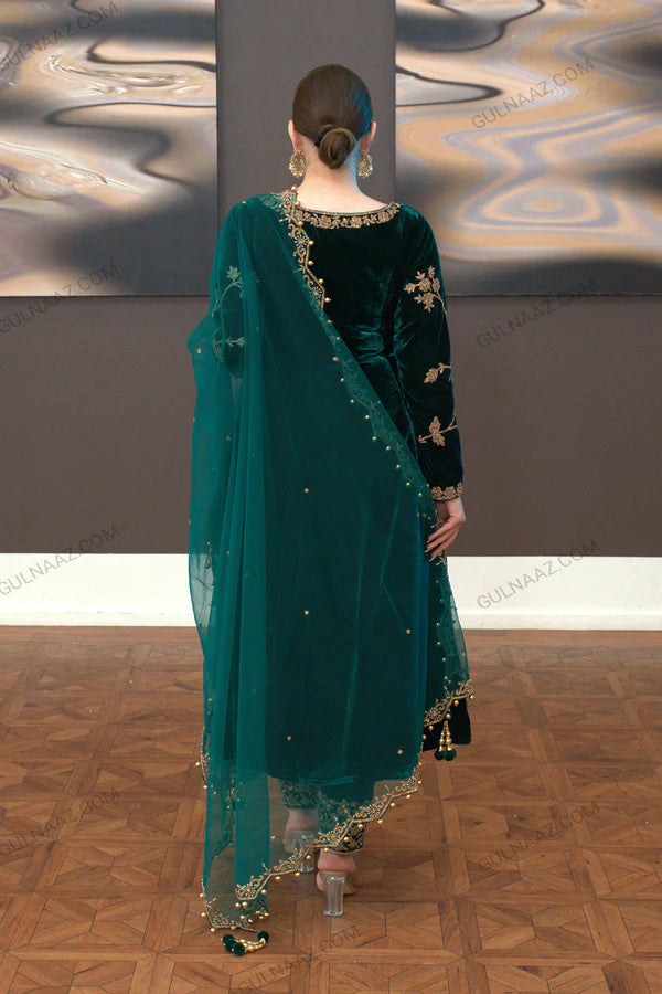 Luxurious Embroidered Velvet 3 pcs Unstitched Suit