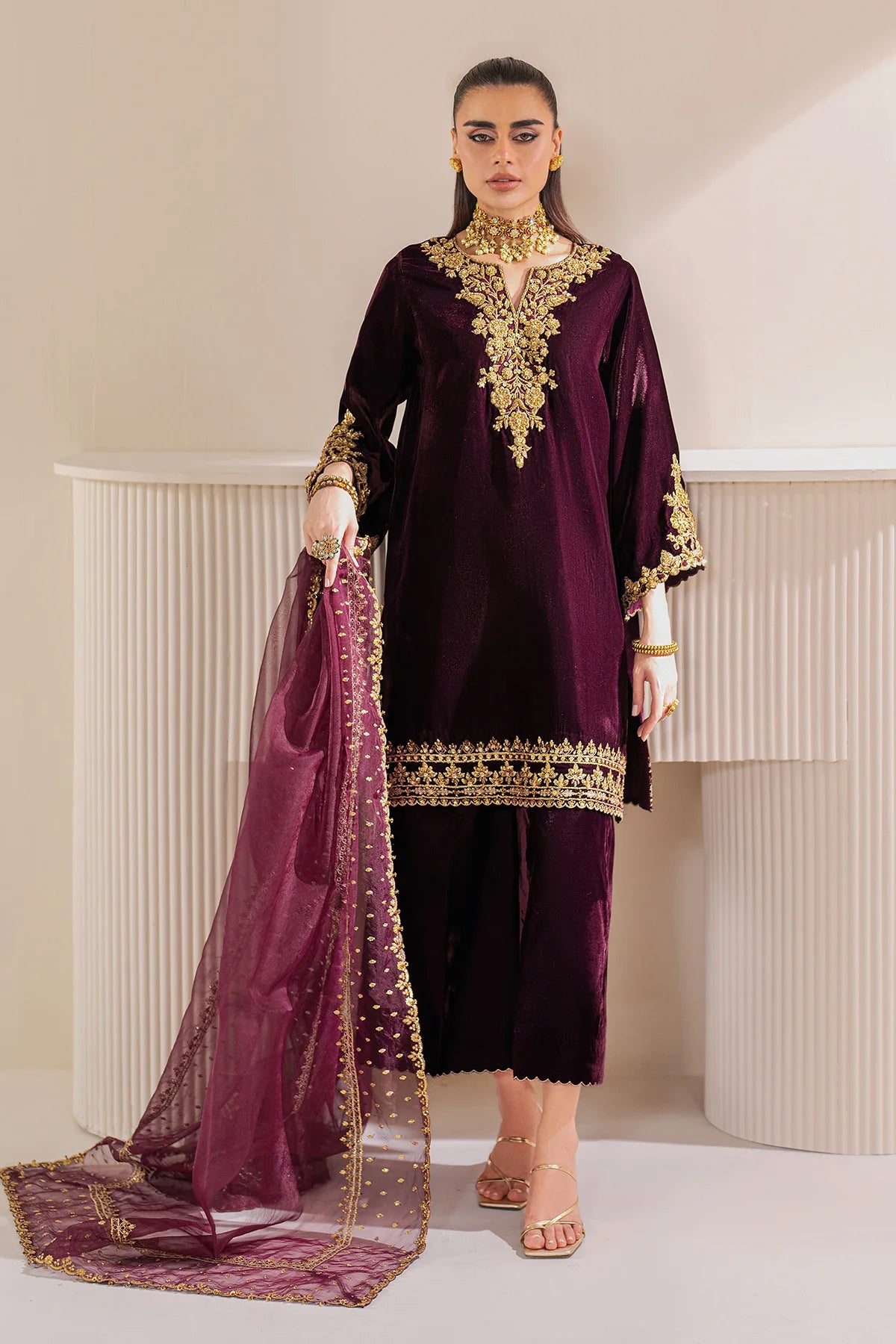 Maroon Velvet Fully Heavy Embroidered Spengle Work Suit 3 Pc - Unstitched