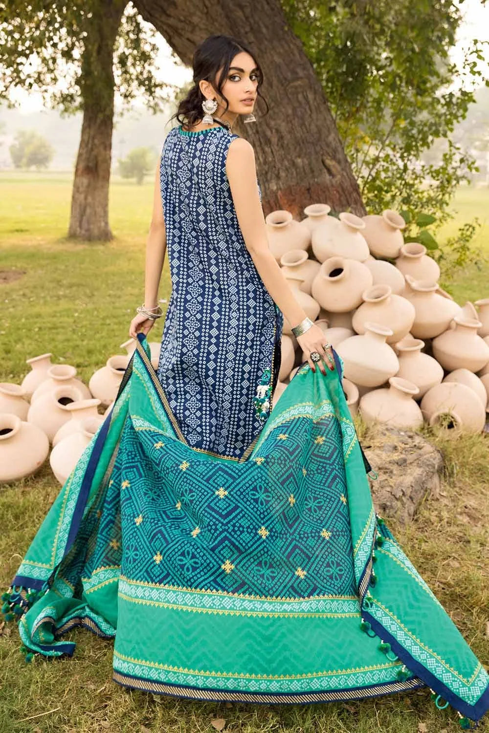 3 Pc Swiss Lawn Digital Printed Suit With Organza Dupatta - Unstitched