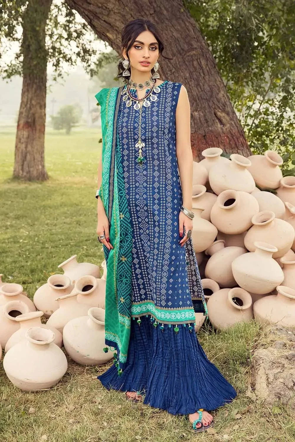 3 Pc Swiss Lawn Digital Printed Suit With Organza Dupatta - Unstitched