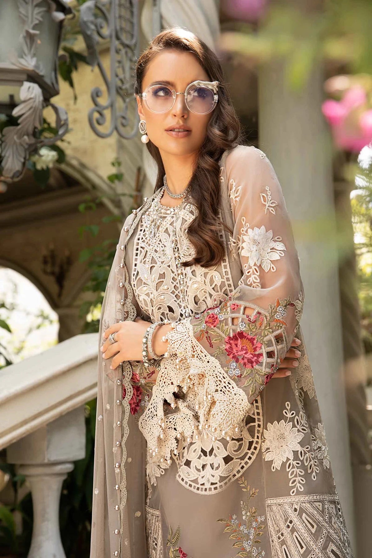 3 Pc Heavy Embroidered Lawn Suit with Spengle Work - Unstitched