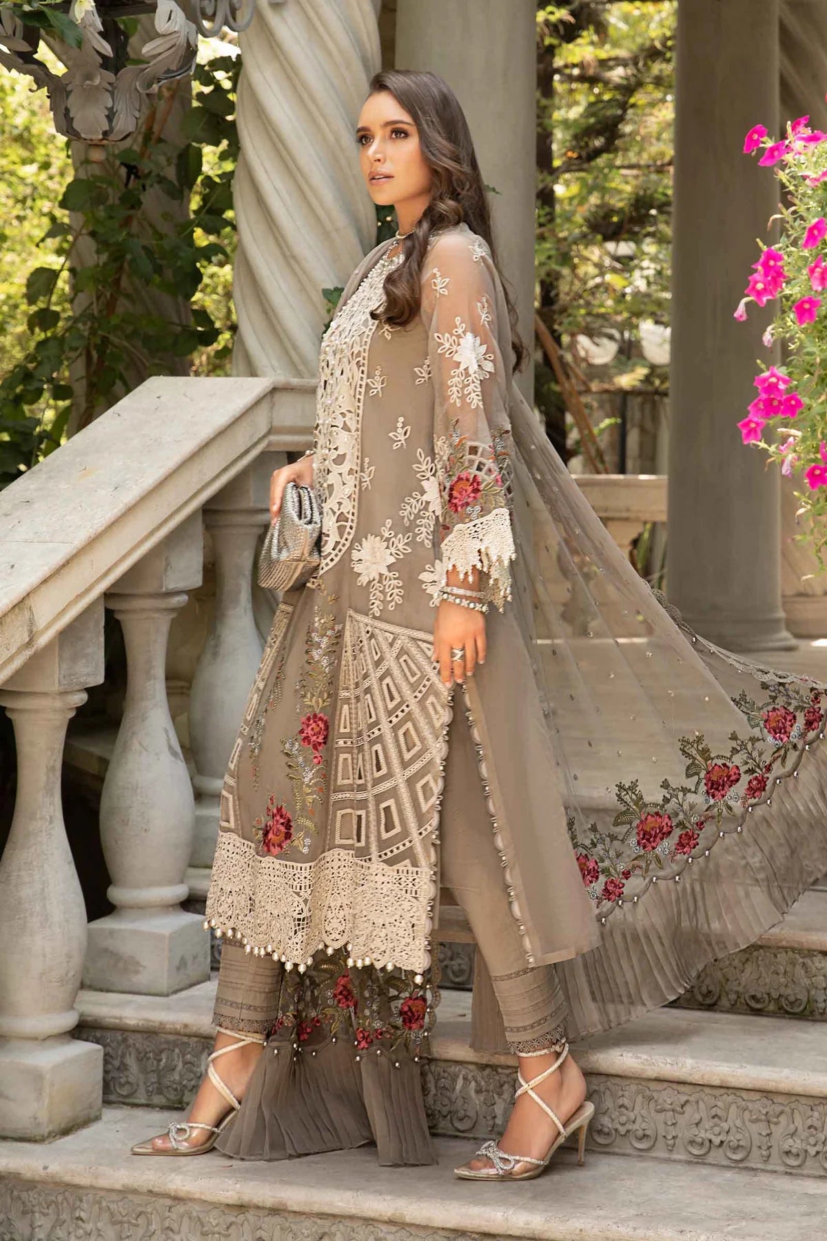 3 Pc Heavy Embroidered Lawn Suit with Spengle Work - Unstitched