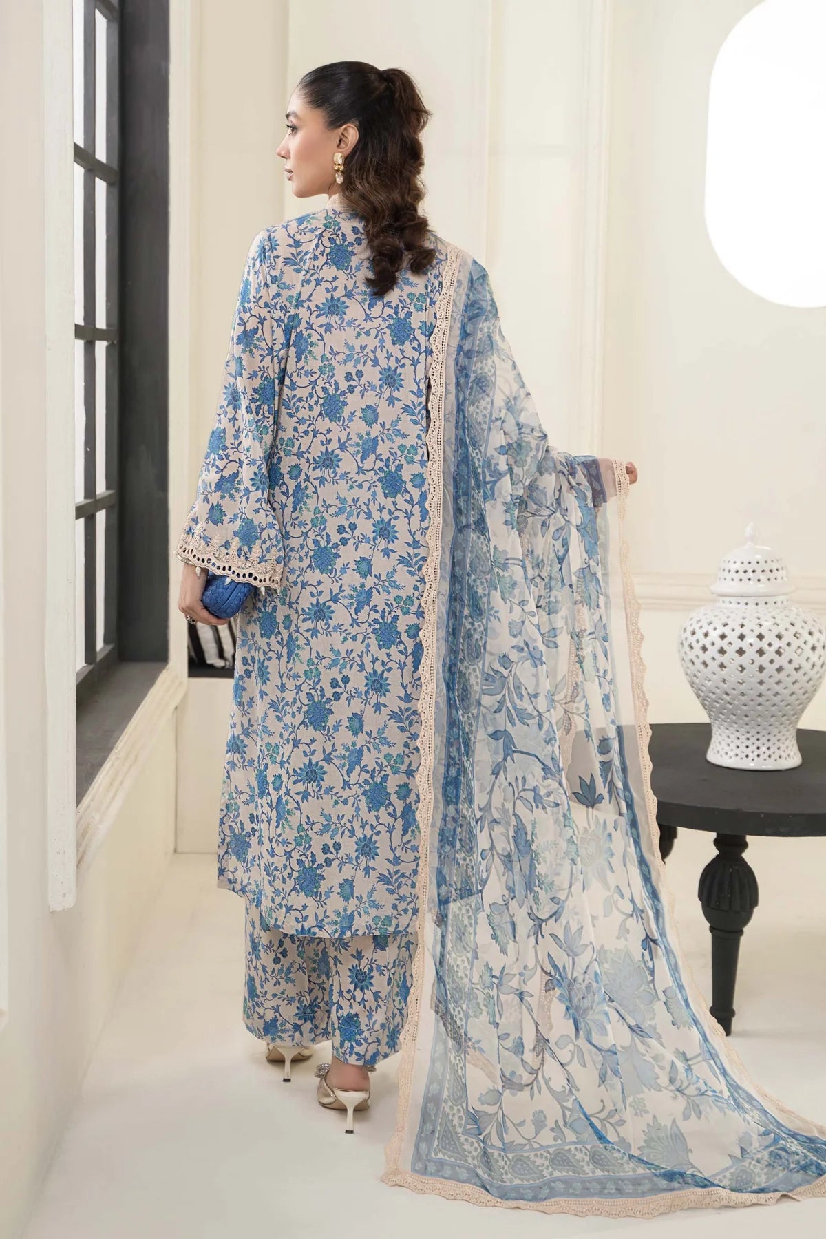 3 Piece Digital Printed Lawn Suit with Chiffon Dupatta - Unstitched