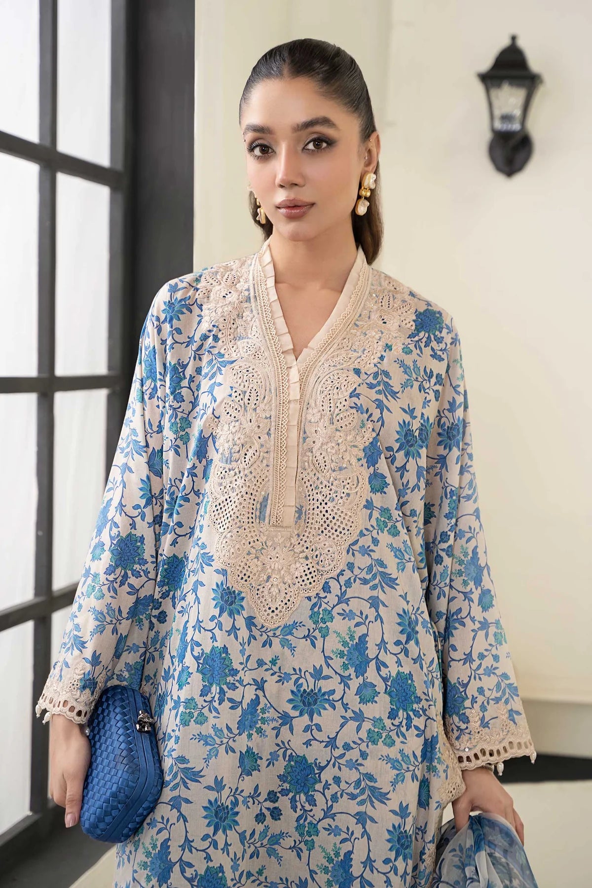 3 Piece Digital Printed Lawn Suit with Chiffon Dupatta - Unstitched