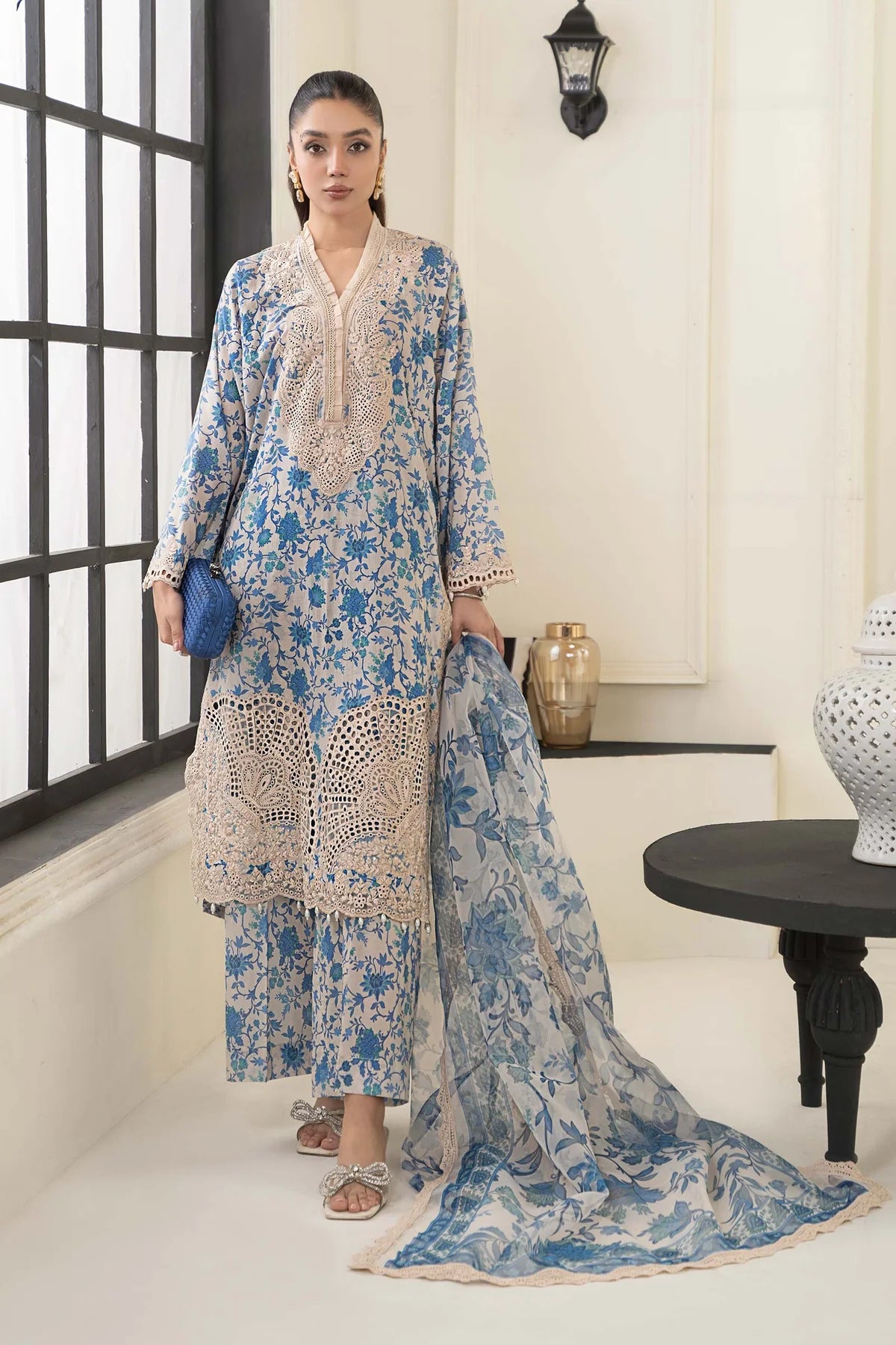 3 Piece Digital Printed Lawn Suit with Chiffon Dupatta - Unstitched