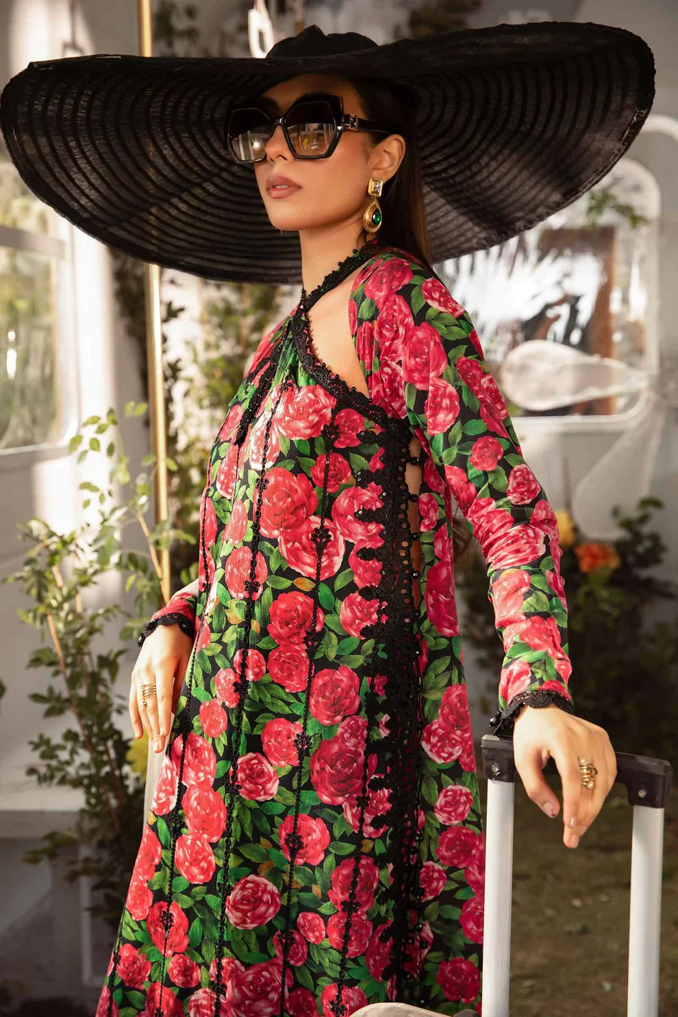 3 Piece Lawn Digital Printed and Embroidered Suit With Chiffon Dupatta - Unstitched