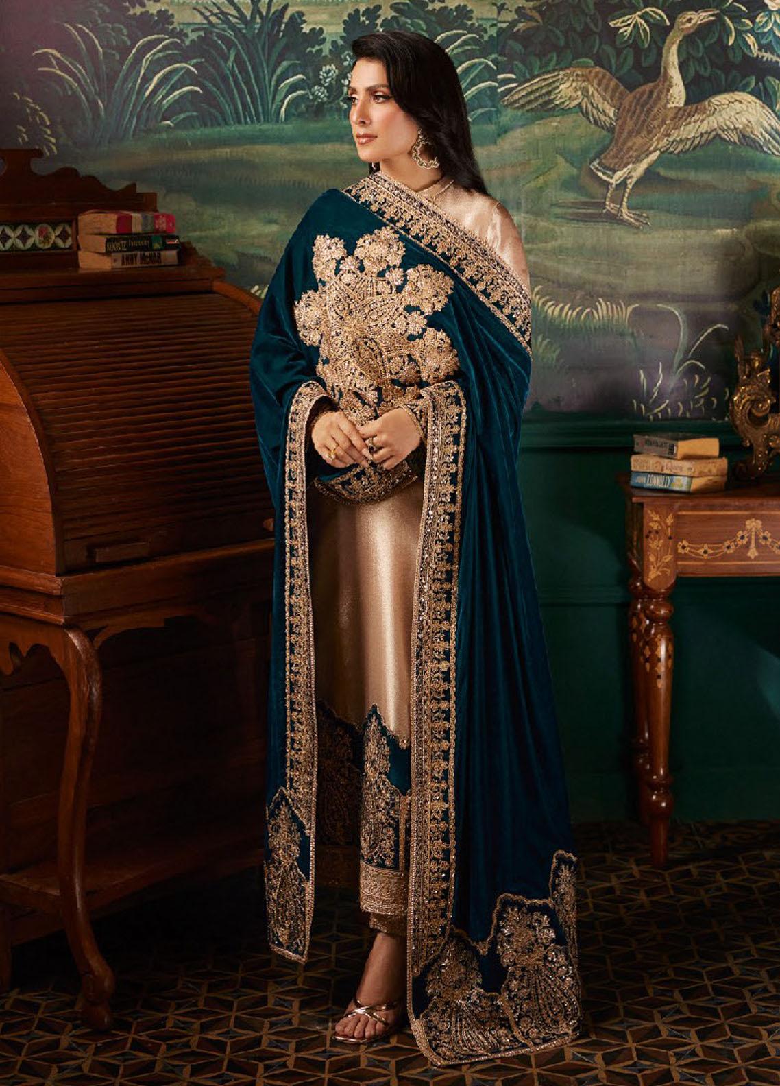 Heavy Embroidered 3 Pc Luxury Suit with Velvet Shawl - Unstitched